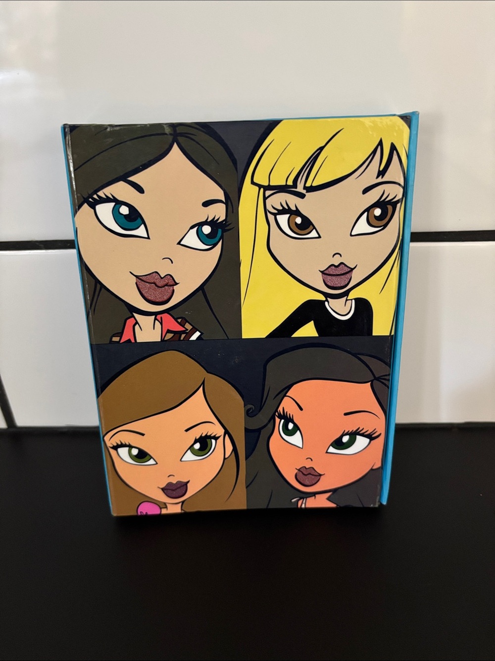 Lil' Bratz Trifold Organizer Y2K